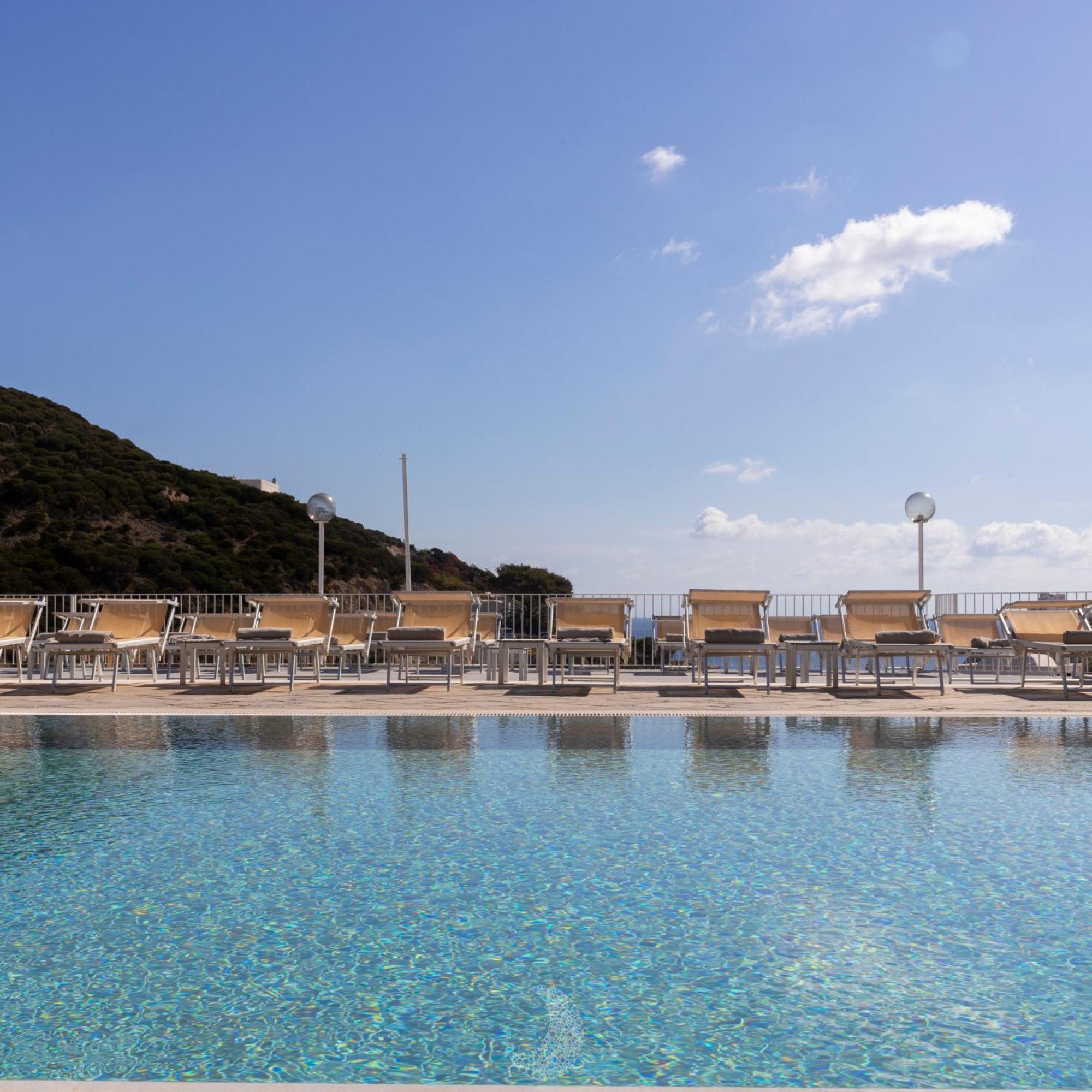 Hotel Chiaia Di Luna Ponza Exterior photo
